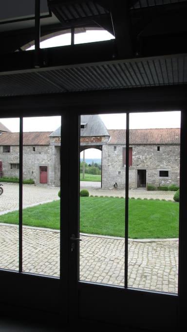 Ferme De La Porte Rouge Andenne Luaran gambar